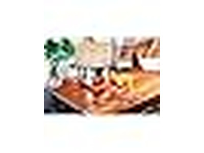 6 A Momos In Bamboo Steamer Basket